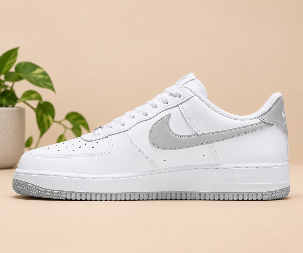 USED Nike Air Force 1 '07 Men's Shoes White Smoke Grey Size 9 US